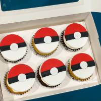 Pokeball Cupcakes