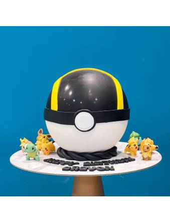 Ultra Ball Pokemon Pinata Cake