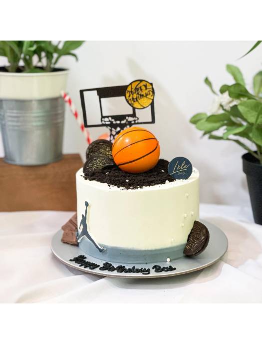 Basketball Cake -