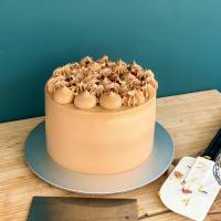 Nutella Crunch Cake