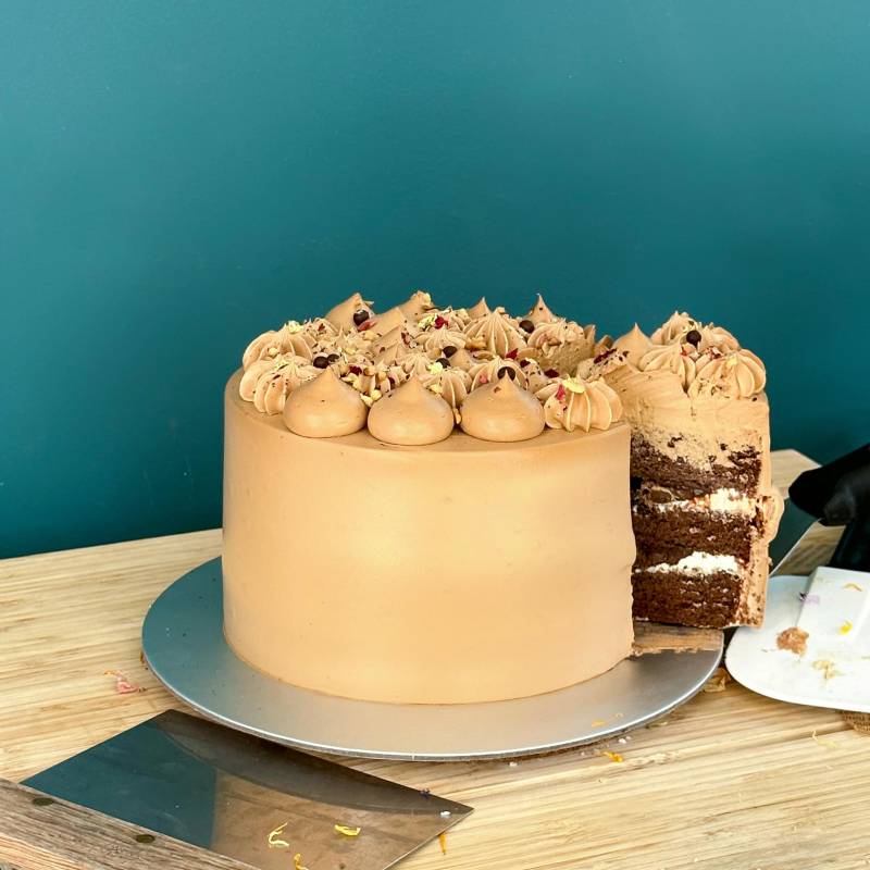 Nutella Crunch Cake