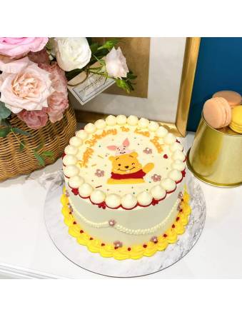 Winnie The Pooh Vintage Cake