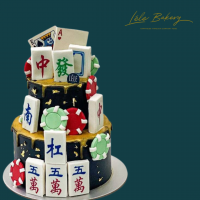 Black and Gold Mahjong Poker Cake
