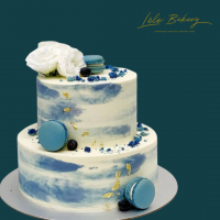 Blue and White Floral Cake