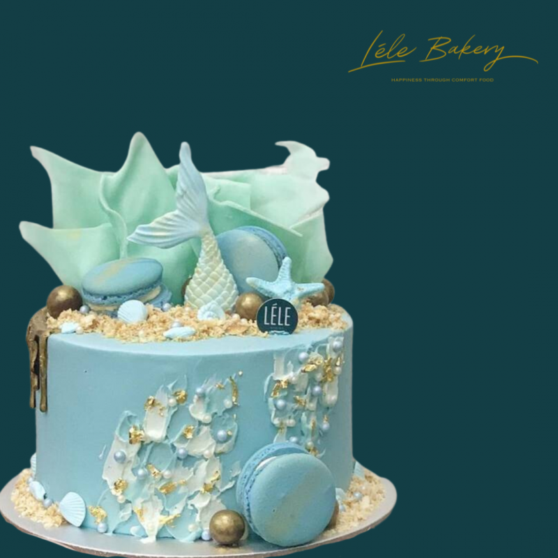 Blue Mermaid Queen Cake