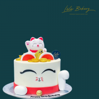 Fortune Cat Cake