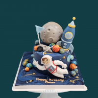 Galaxy Astronaut & Planets Cake in Singapore