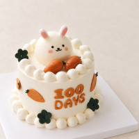 100 Days Bunny and Carrots Cake