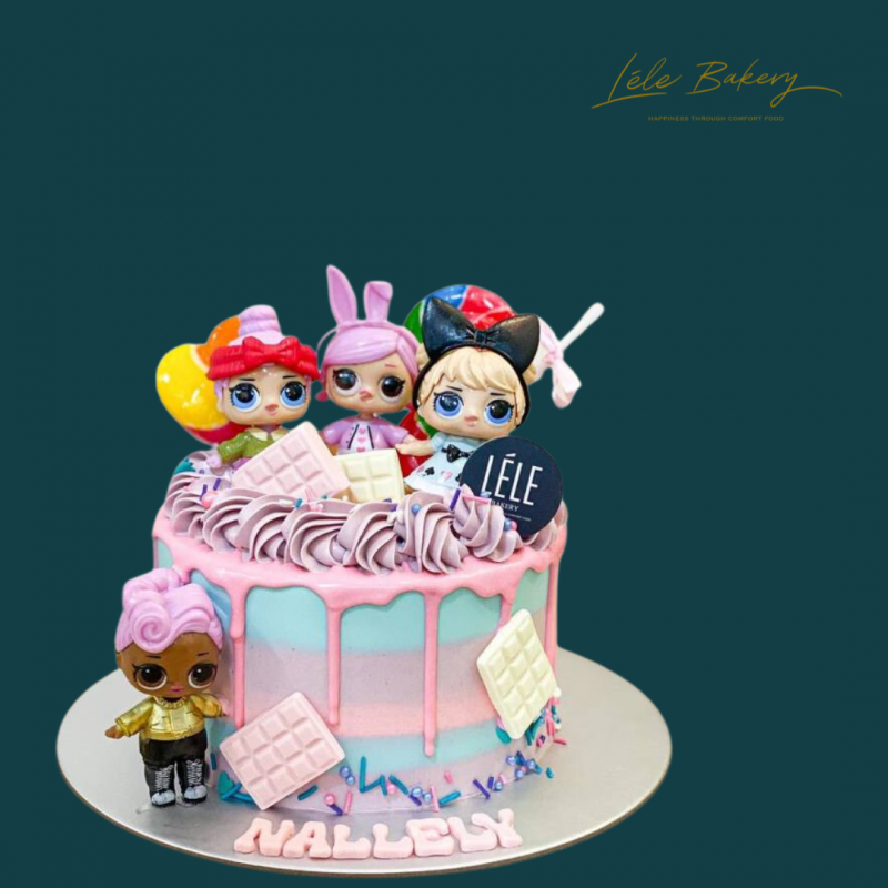 LOL Pastel Doll Cake