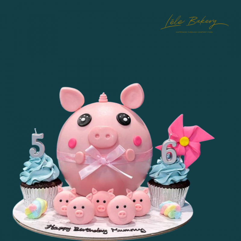 Little Piggies Pinata Cake