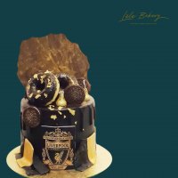 Black and Gold Liverpool Cake