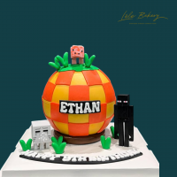 Minecraft Pinata Cake