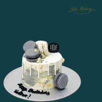 Mini Grey and White Macarons Cake