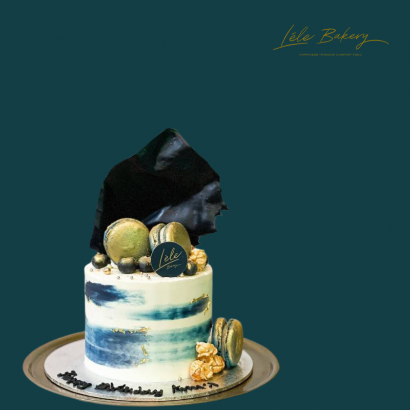 Mini Navy and Gold Cake