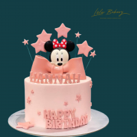 Minnie Ribbon and Stars Cake