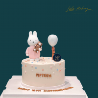 Pastel Miffy Cake