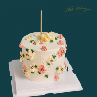 Pink and White Piped Flowers Cake