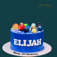 Planet Galaxy Cake