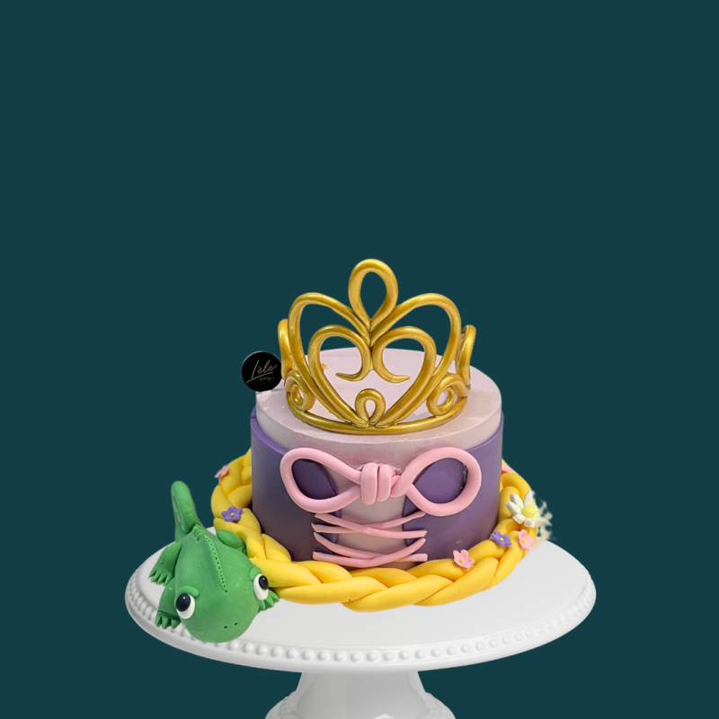 Purple Princess with Frog Cake