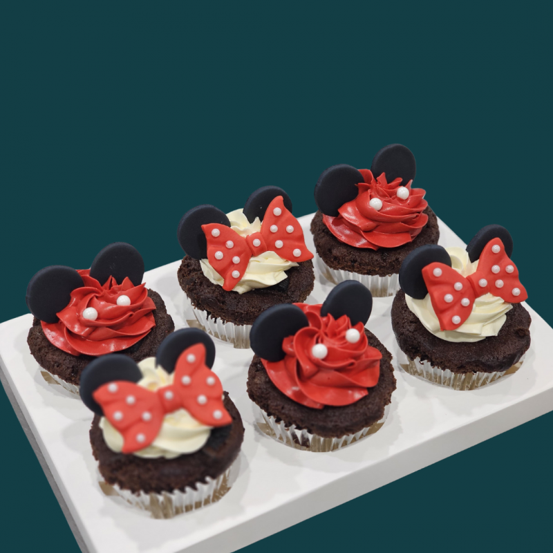 Red Minnie Cupcakes