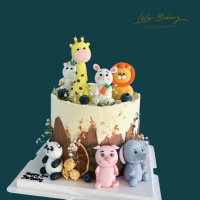 Rustic Safari Animal Cake