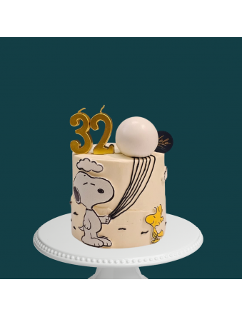 Snoopy Cartoon Cake | Custom Peanuts-Themed Cakes in Singapore
