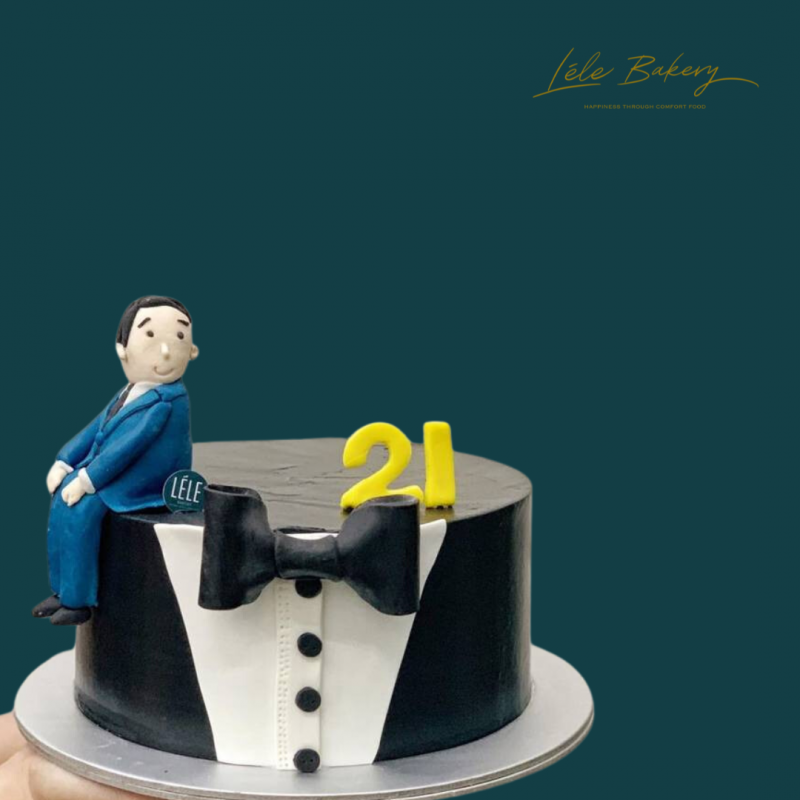 Tux 21 Cake