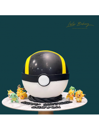 Ultra Ball Pokemon Pinata Cake
