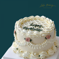 White Vintage Rosette Cake