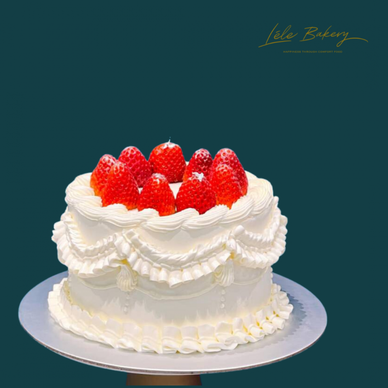 White Vintage Strawberry Cake
