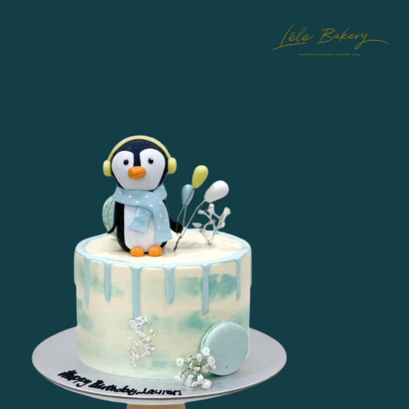 Winter Penguin Cake