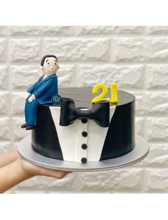 Tux 21 Cake