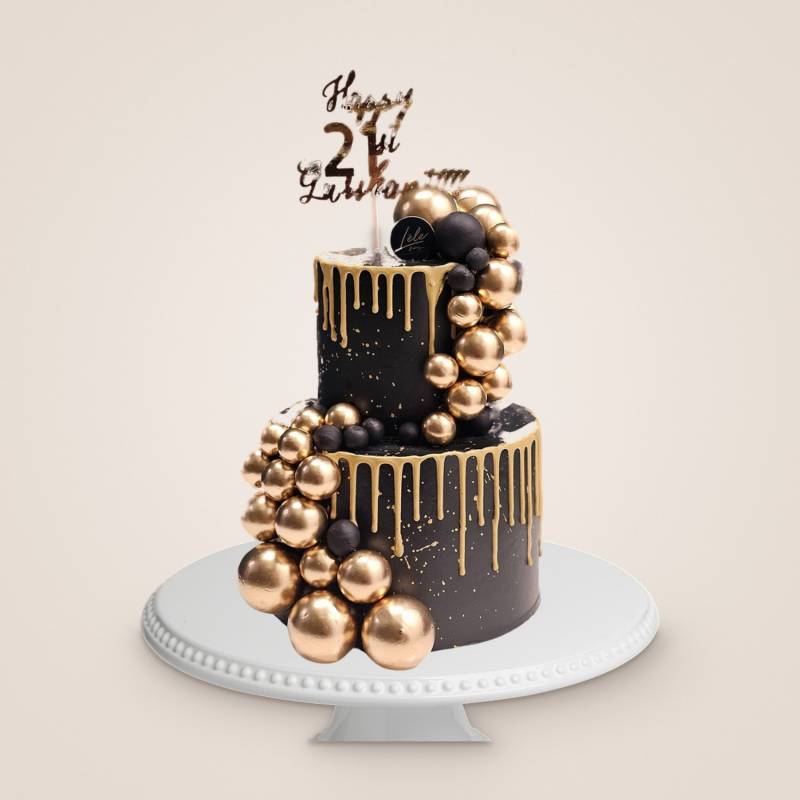 Black and Gold Elegance Cake