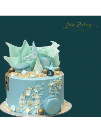 Blue Mermaid Queen Cake