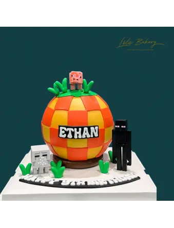 Minecraft Pinata Cake
