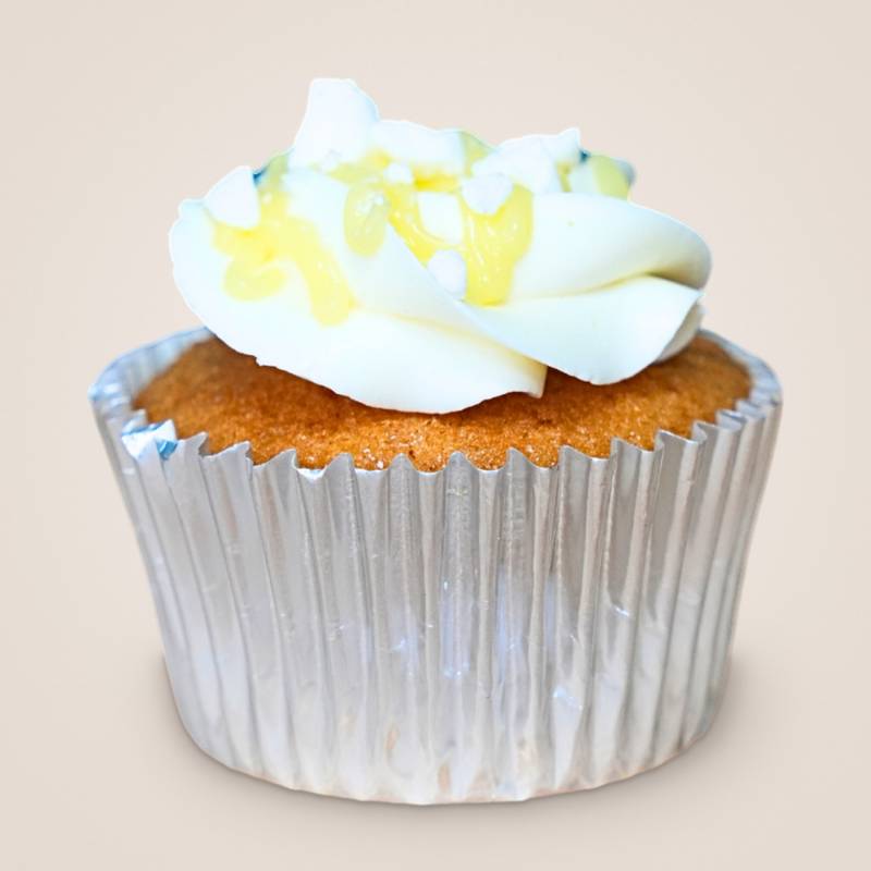Lemon Cupcakes with Lemon Curd Filling | 6 or 12 pcs