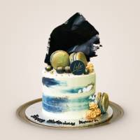 Mini Navy and Gold Cake